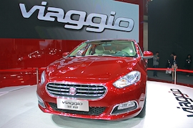 Fiat Viaggio Front