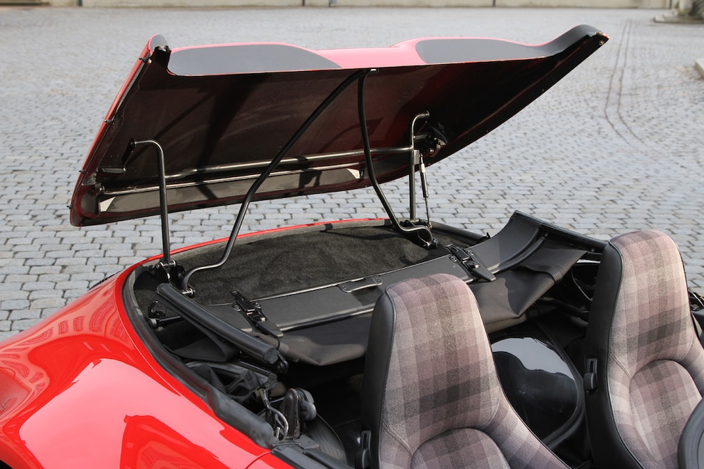 Porsche 911 Carrera 3.2 Speedster