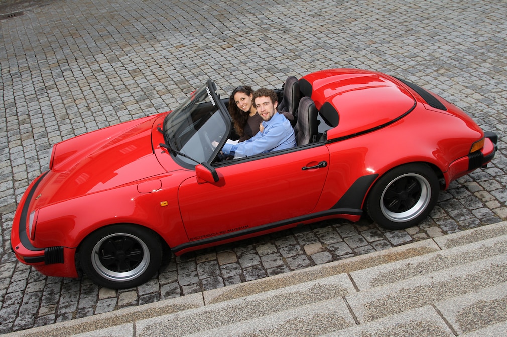 Porsche 911 Carrera 3.2 Speedster