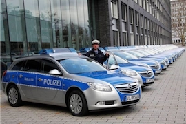 Opel Insignia als Streifenwagen