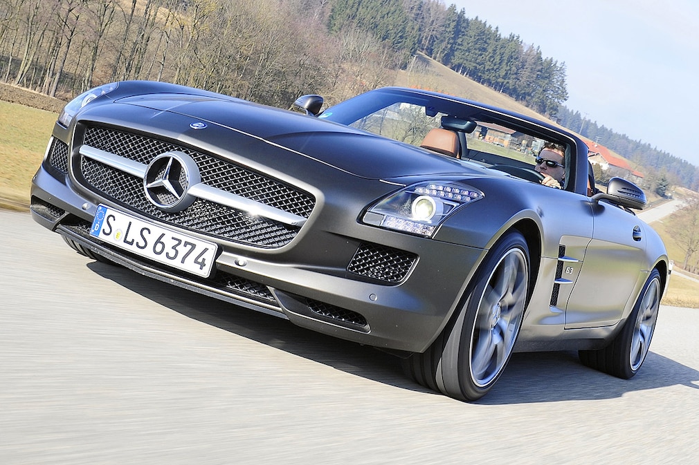 Mercedes SLS AMG Roadster