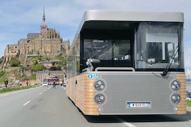 Doppelkopf Bus