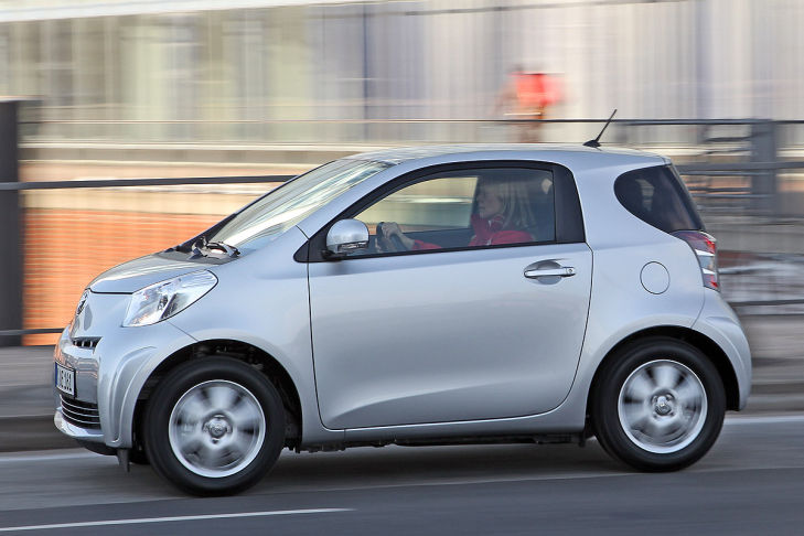 Toyota iQ 1.0