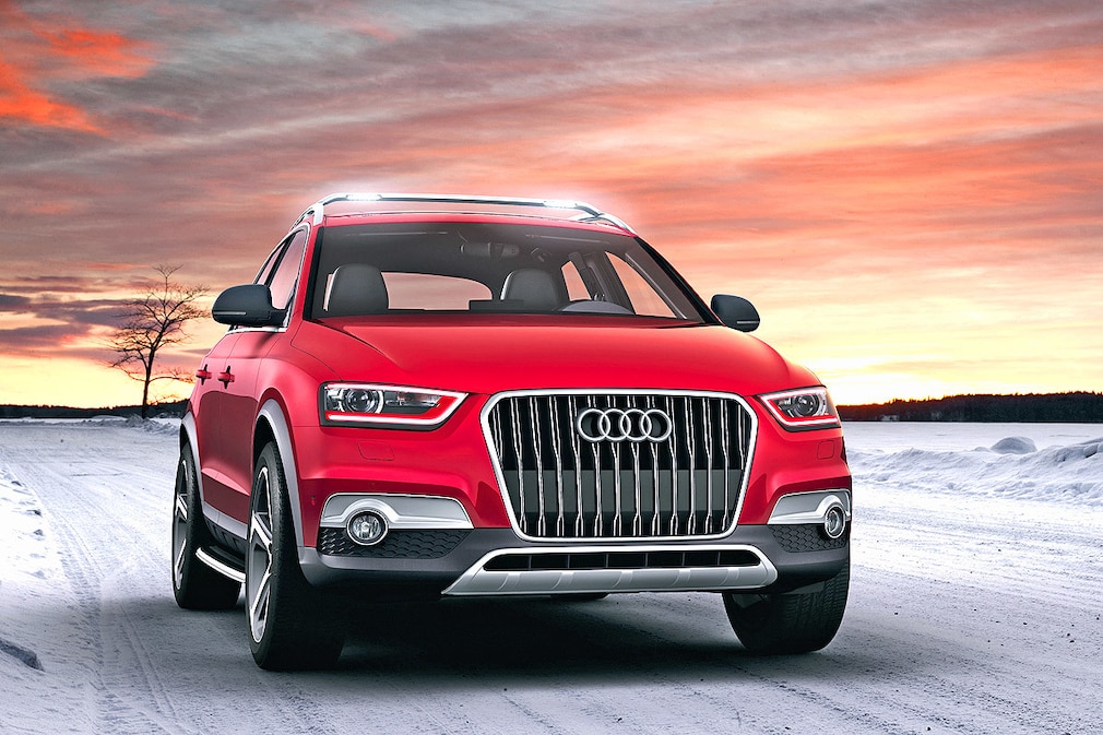 Audi Q3 red track