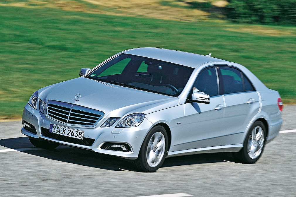 Mercedes-Benz E 200 CGI