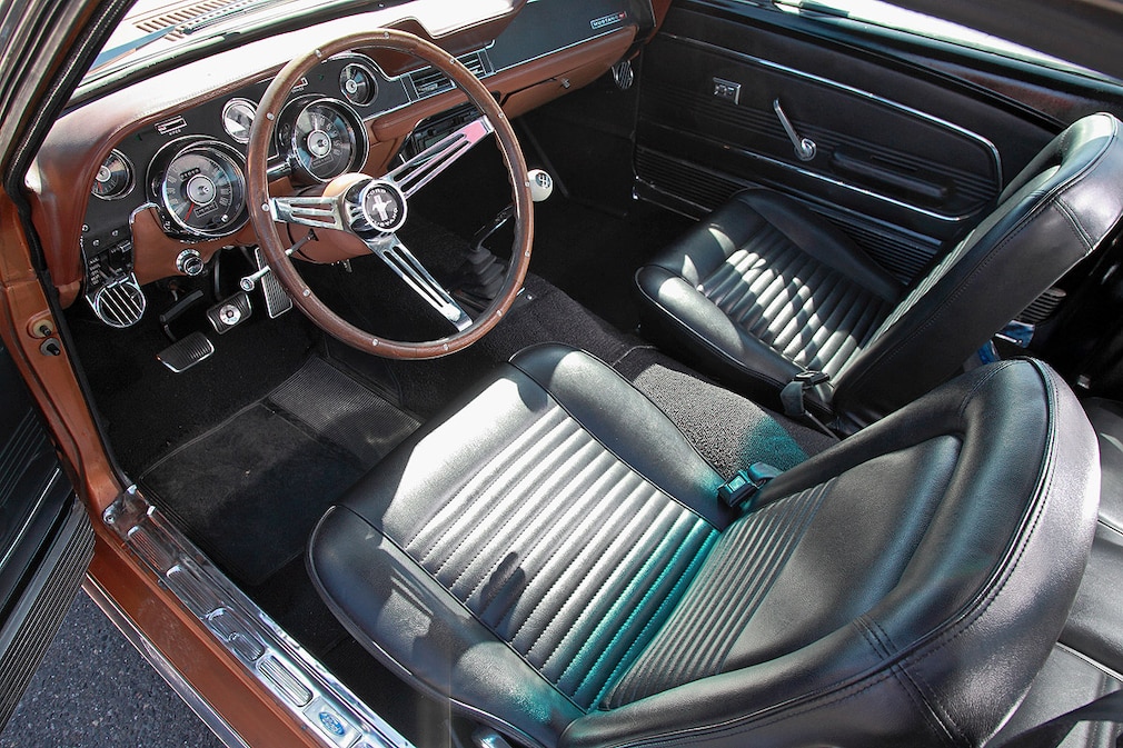 Ford Mustang GT 390