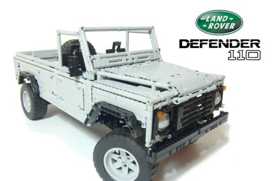 Land Rover Defender 110 aus Lego