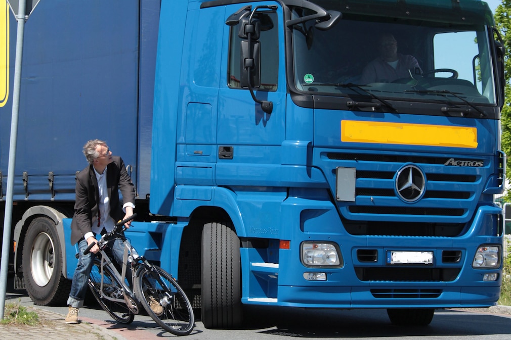 Abbiege-Assistent für LKW