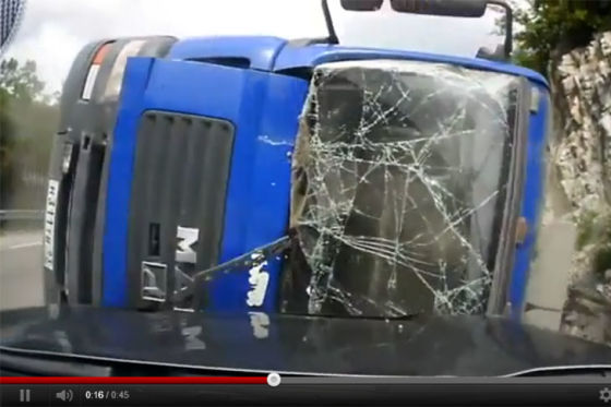 Video: Russischer Lkw-Crash