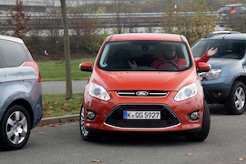 Einparkassistenten im Test: Ford C-Max