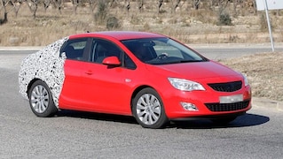 Neue Stufenhecklimousine