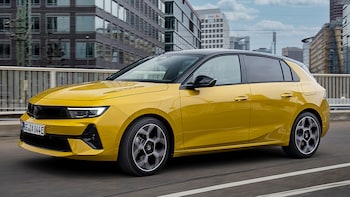 Opel Astra Plug in Hybrid 