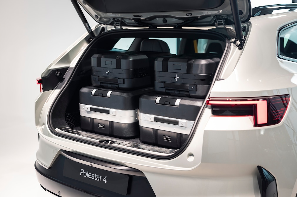 Polestar 4 SUV