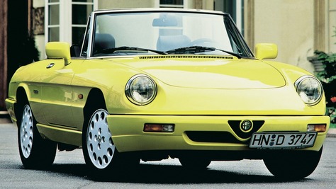 Alfa Romeo Spider Serie 4