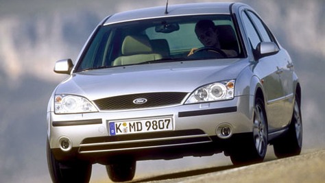 Ford mondeo b4y