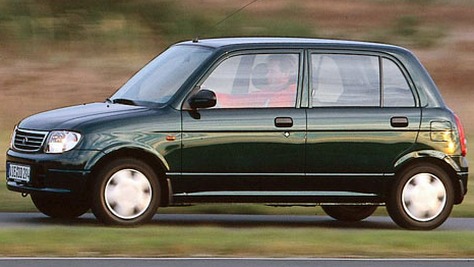 Daihatsu Cuore, Steilheck/Fließheck